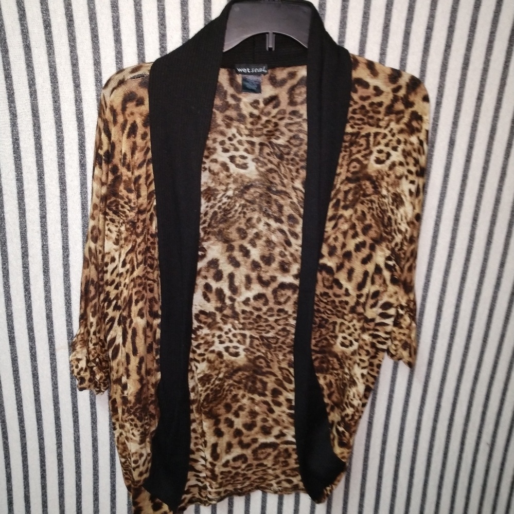 Cheetah wrap